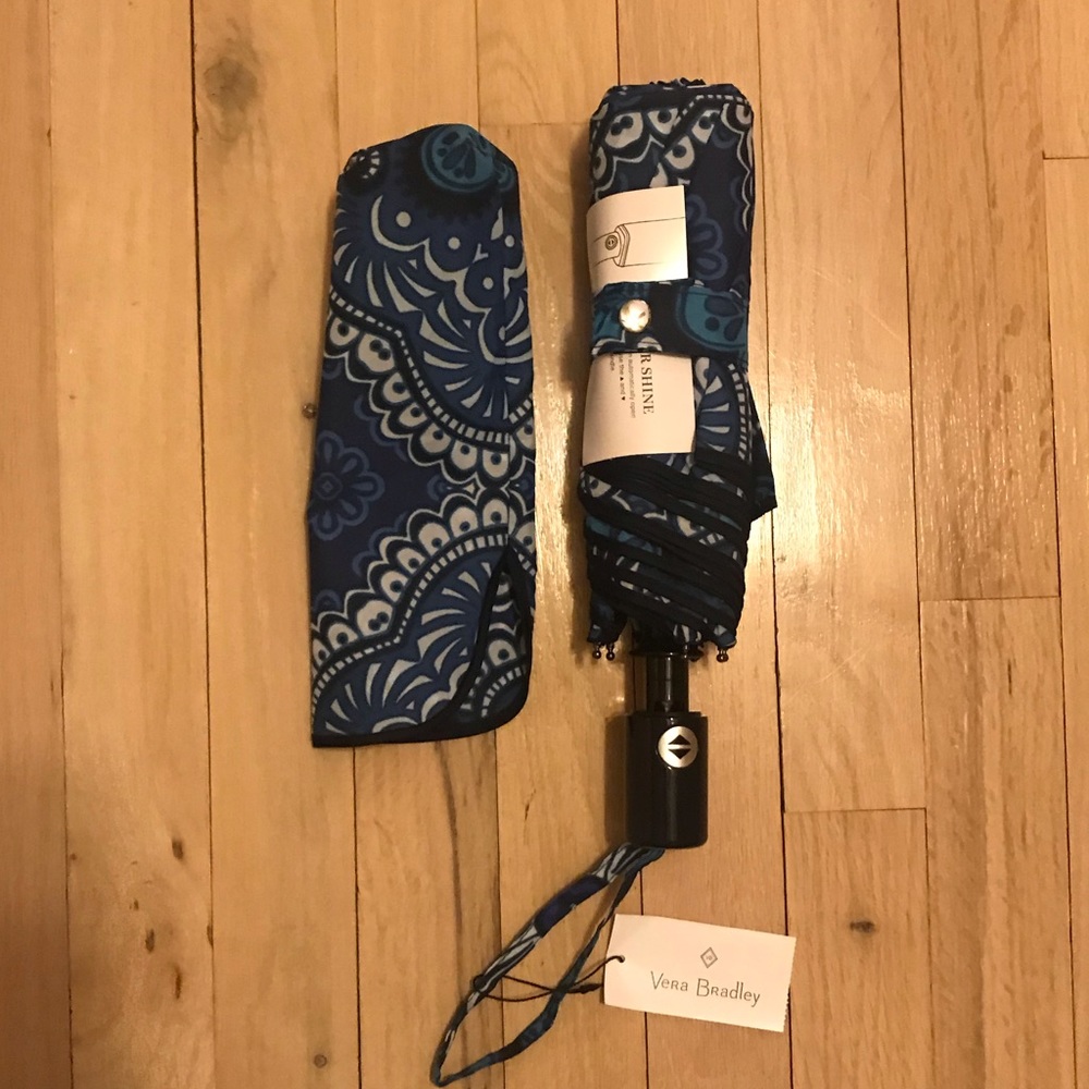 Vera Bradley blue tapestry umbrella